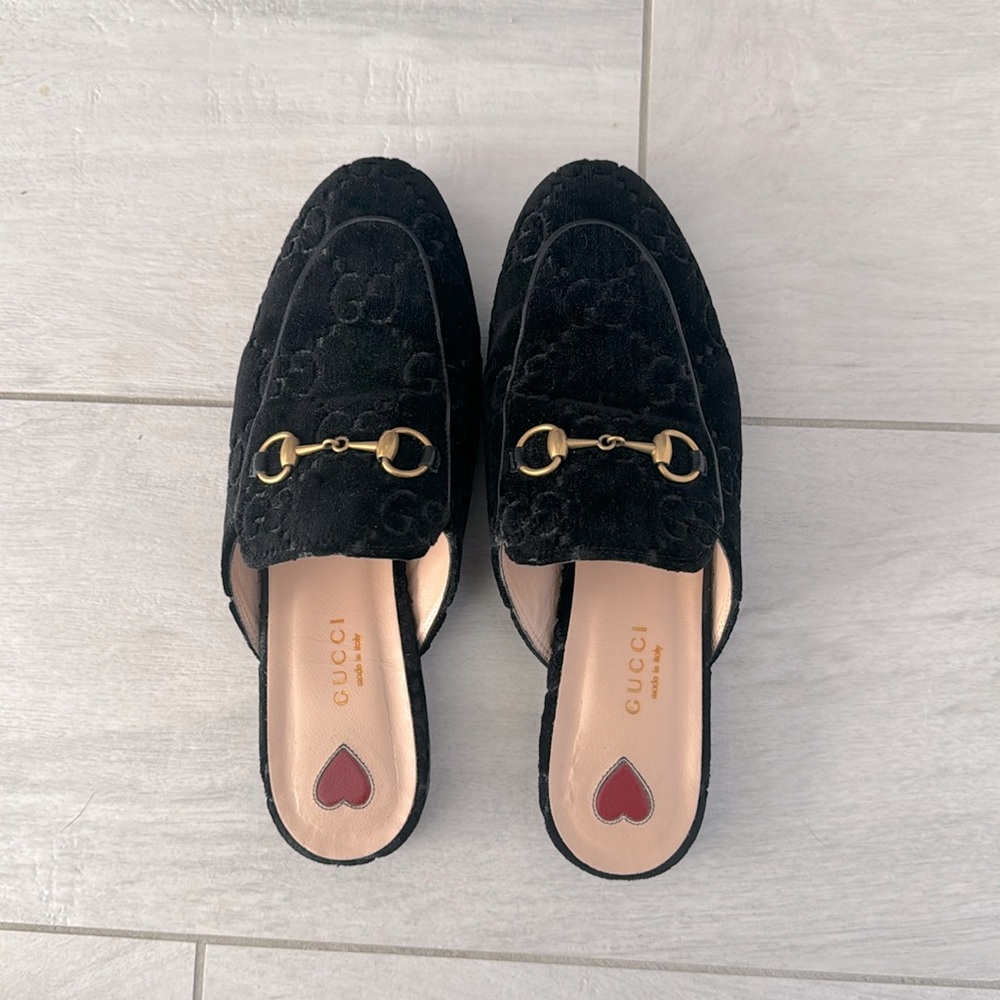 Authentic Gucci Black Velvet GG Princetown Slippers size 37